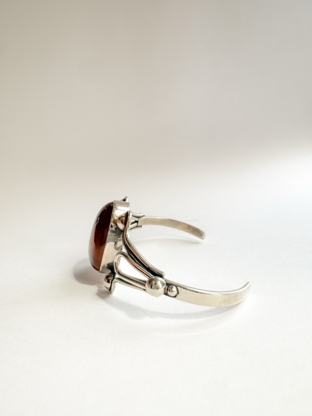 Vintage Silver Cuff Bracelet with Natural Oval Baltic Amber Stone Bezel Setting - Picture 3 of 8
